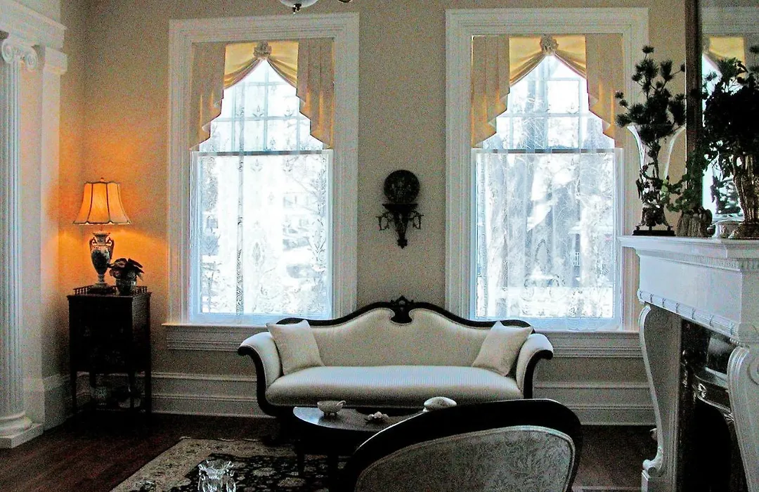 Trinkle Mansion Bed & Breakfast-1