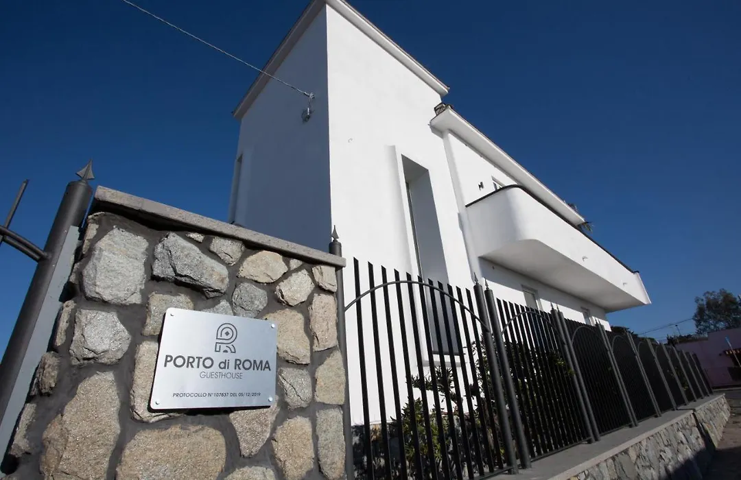 Guesthouse Porto di Roma-1