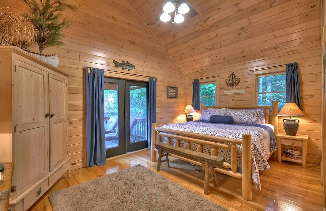Aska Adventure Lodge- Big Game Room | Outdoor Fireplace | Firepit | Hot Tub-1