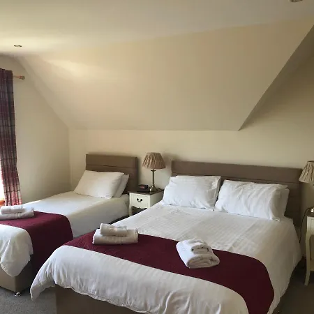 Seafar Bed & Breakfast-3
