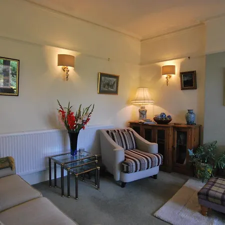Kentwood Guest House-2