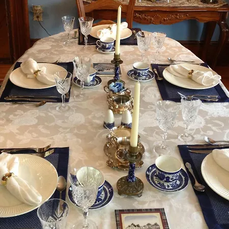 A Seafaring Maiden Bed And Breakfast-2