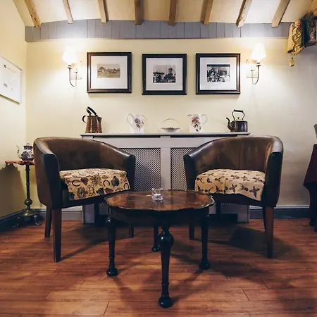 Fox Country Inn-3