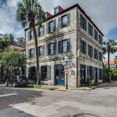27 State Street Bed & Breakfast-3