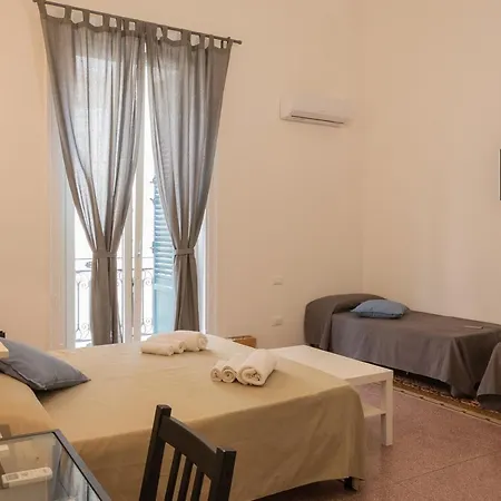 Piazza Florio Rooms-2