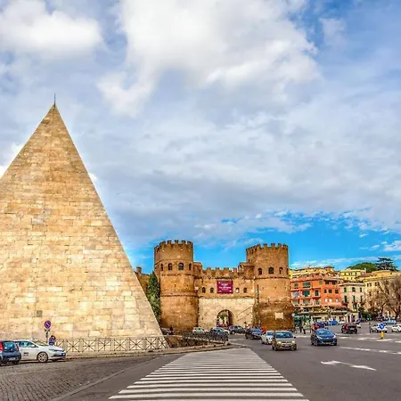 Sweet Home Piramide Rooms-3