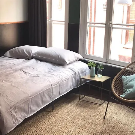 Amsterdam Red Light Bed & Breakfast-2