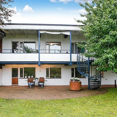 Villa Weibull-2