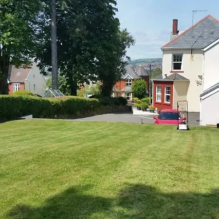 Ty Castell Guest House-2
