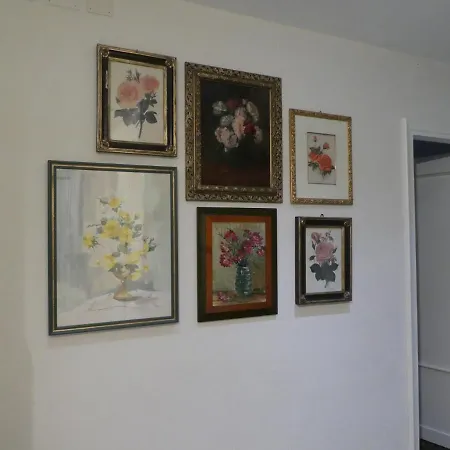 Bed And Breakfast Flowers-2
