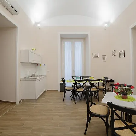 B&B Galleria Principe Di Napoli-3