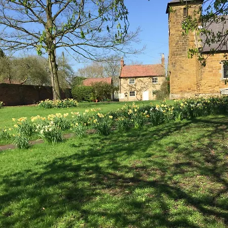 Swan Cottage-3