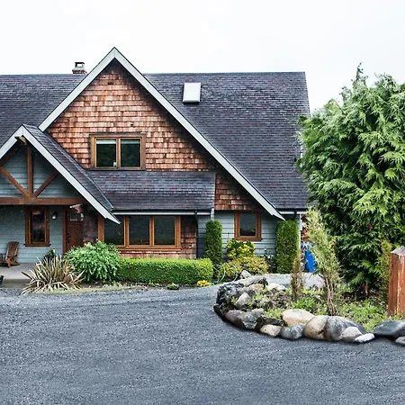 Shawnigan Hills Guest Suite-3