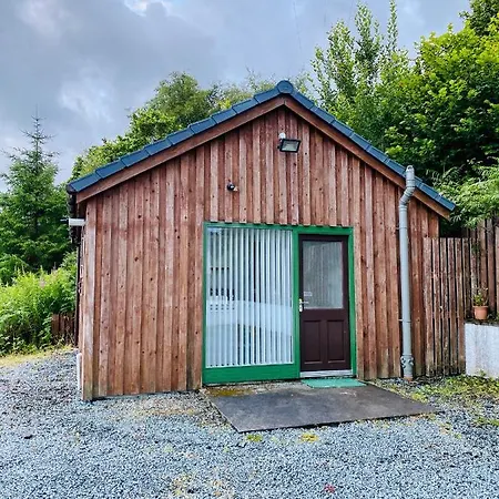 Hazelmount Self-Catering Cabin-3