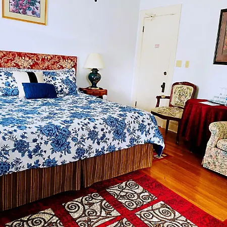 Acacia Bed & Breakfast-3