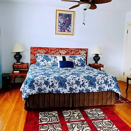 Acacia Bed & Breakfast-2