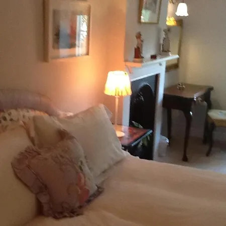 Swan Cottage-2