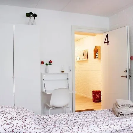 Nordkap Bed & Bath-3