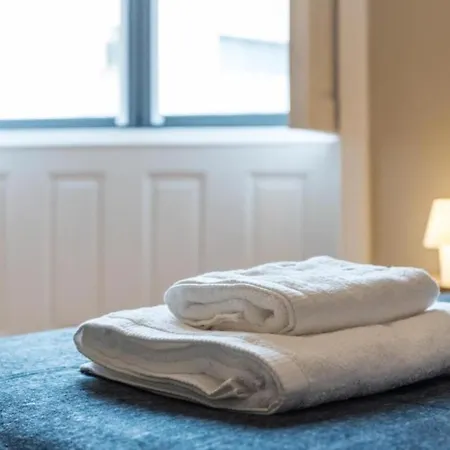 Serenata Boutique Rooms-3