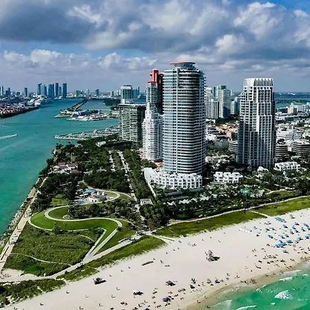 Miami Beach Rooms B&B-2