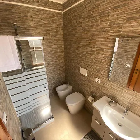 B&B Larazzo-2