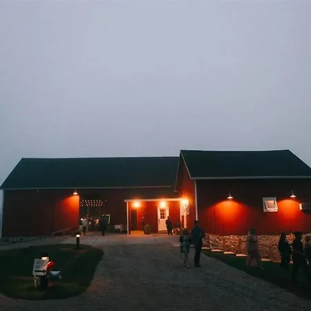 Lake Orchard Farm Retreat-3