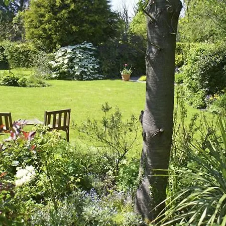 Gladstone House-3