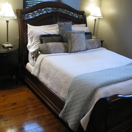Clyde Hall Bed And Breakfast-3