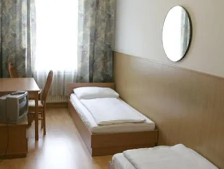 Hotel Cyrus-2