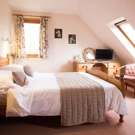 Plas Dolau Country Estate-3