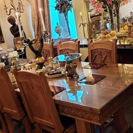 Olivia House-3