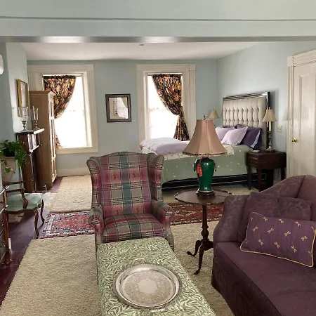 The Federal House-2