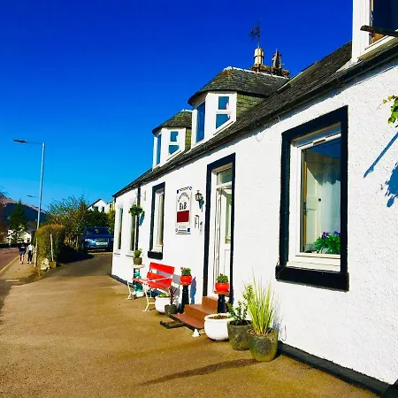 Rowantreebank Bed And Breakfast-3