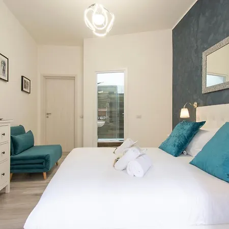 Luxury Boutique Hotel-2