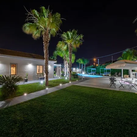 Aqua Venere Pool & Suites-3