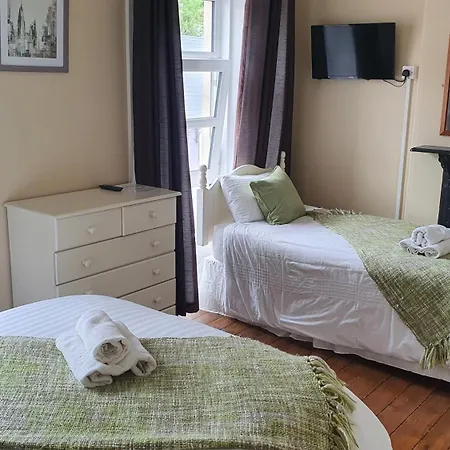 The Village Bed And Breakfast-2