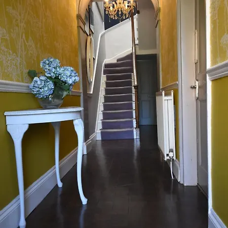 Percy Terrace Bed And Breakfast-2