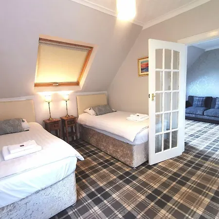 The Knowe Guest House-2