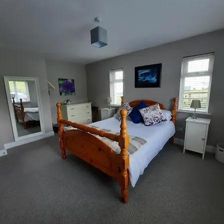 Island View Bed And Breakfast-3