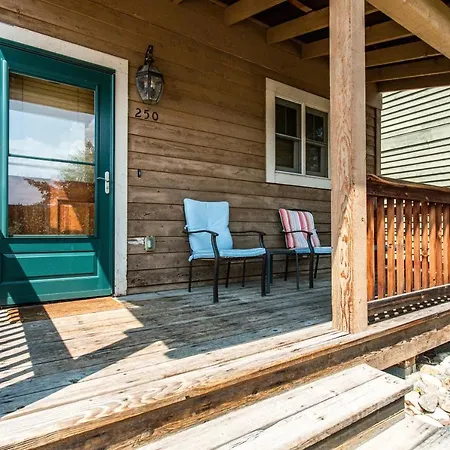 Buckhorn Cabin-2
