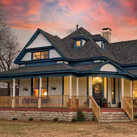 Blue Heron Bed And Breakfast On Lake Granbury-3