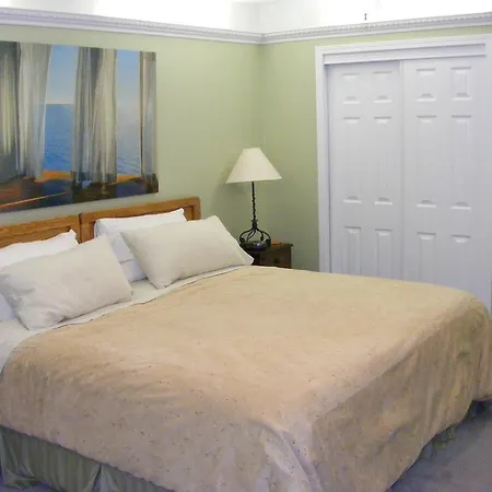 Hummingbird Guesthouse-2