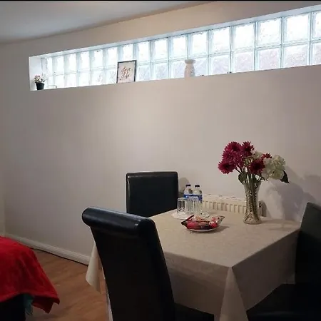 Great Rooms Fc Liverpool-3