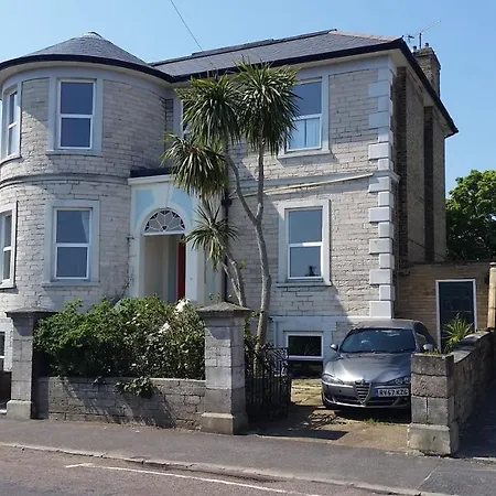 Grantham House-3