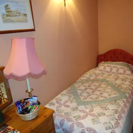 Oldlands Farmhouse Bed And Breakfast-3