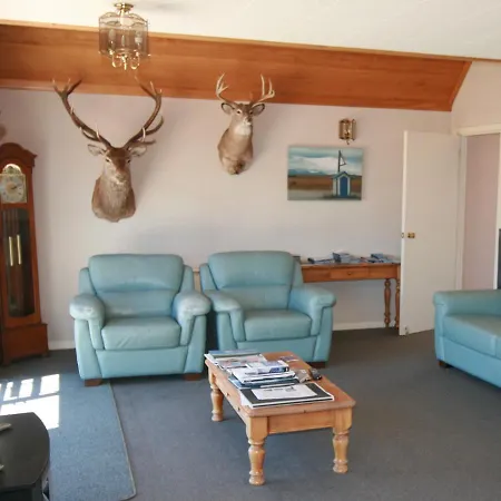 Creel House Bed And Breakfast-2