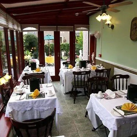 Emerald Guest House-3