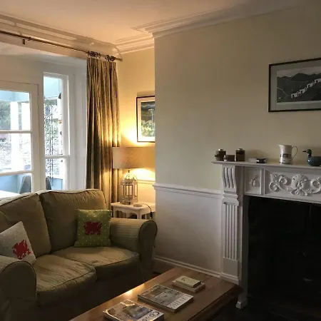 Lawrenny Lodge-3