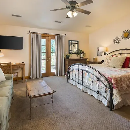 Sunflower Hill Inn-3