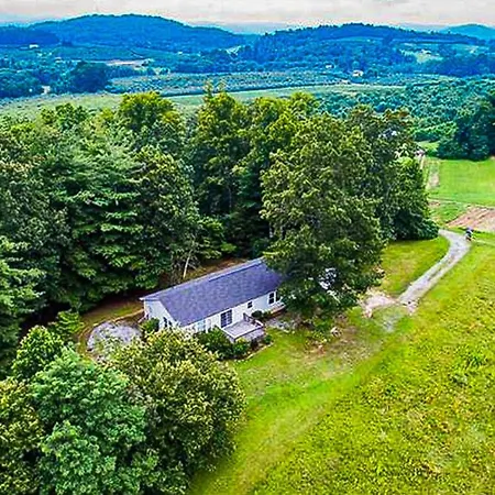 Apple Country Retreat-2